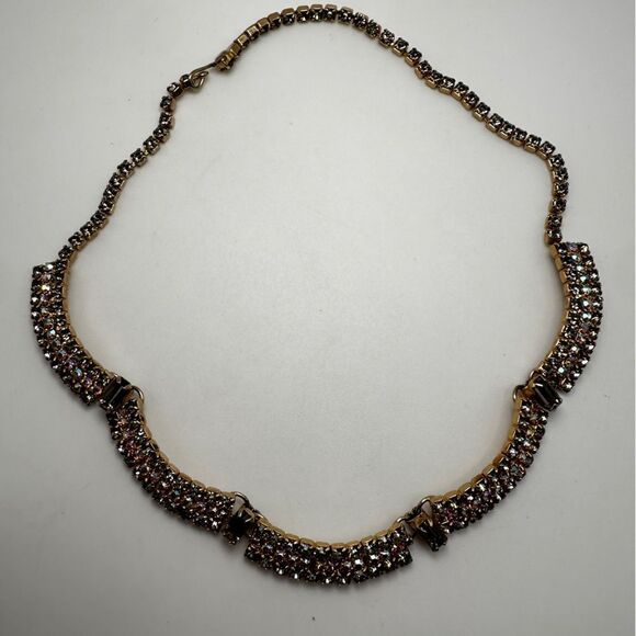 16" all gray pave and AB rhinestones and gold tone statement necklace! - Picture 10 of 17